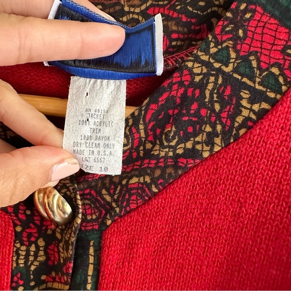 Matthew & David Vintage 90s Red Knit Gold Toned Button Cardigan Sweater Size 10 - Picture 5 of 9